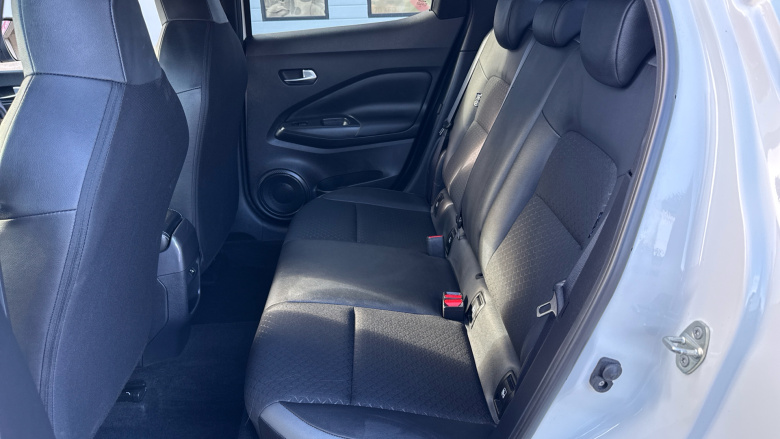 Nissan Juke 1.6 Hybrid N-Connecta 5dr Auto Hybrid Hatchback